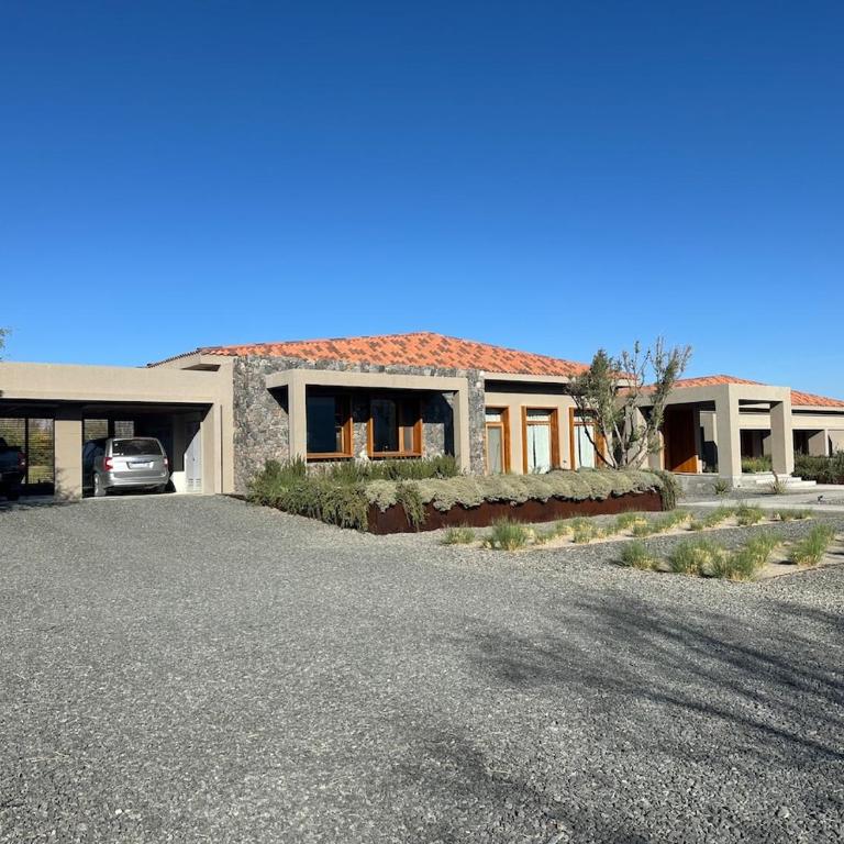 Contemporary design and serenity in Cafayate - Casa de 4 dormitorios - 50