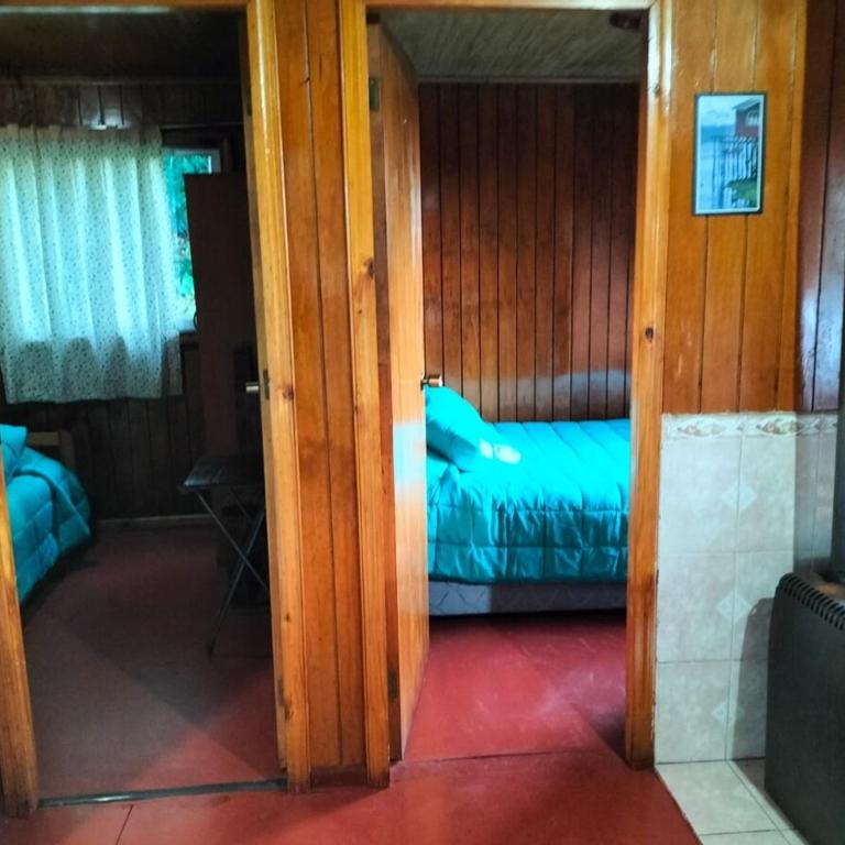 Beautiful wooden cabin, with direct ocean view - Two-Bedroom House - 14