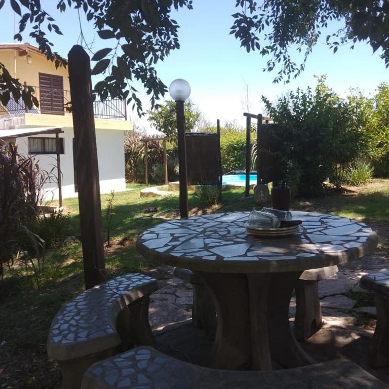 Rosa ignea - Two-Bedroom House - 1