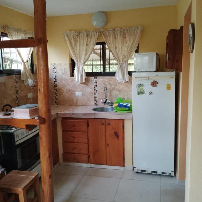 Rosa ignea - Two-Bedroom House - 3