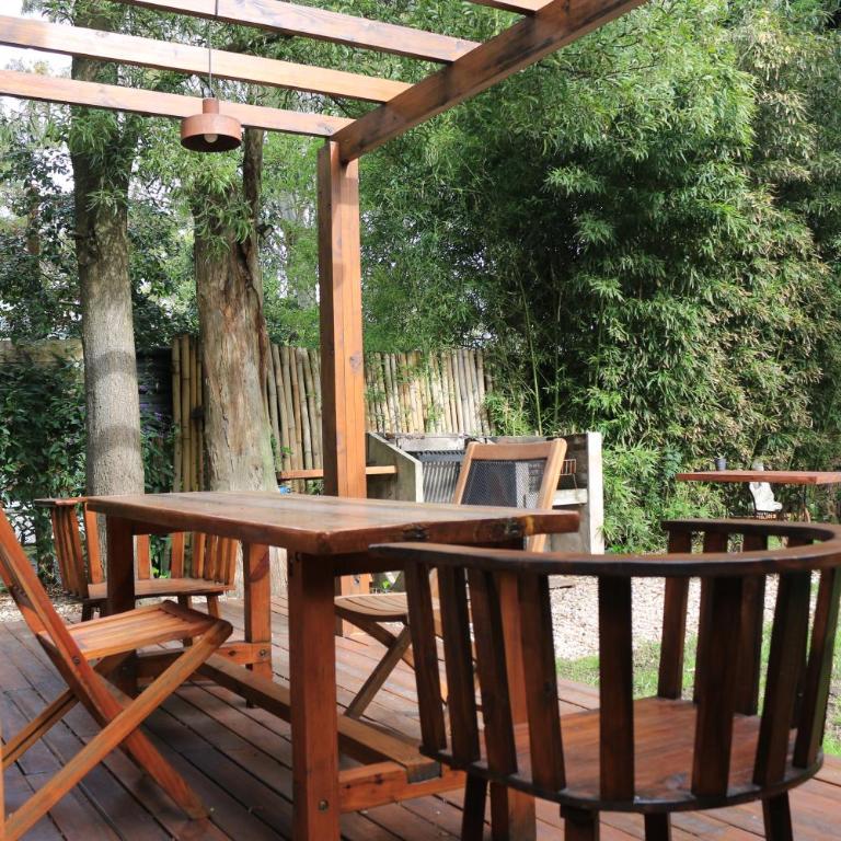 Cabañas Los Huarpes ,Bosque Peralta Ramos - Casa de 2 dormitorios - 12