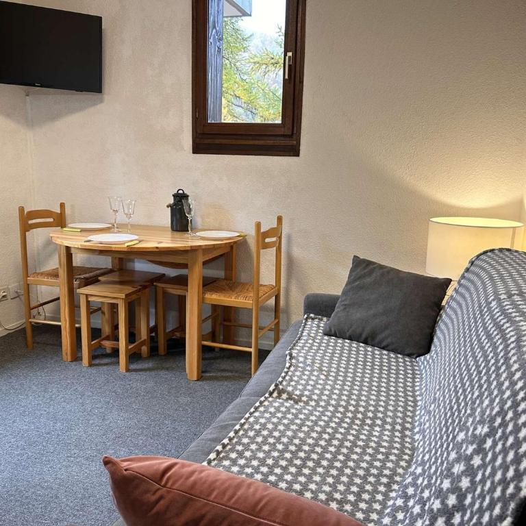 Appartement cosy 2 pièces, animaux acceptés, 6 couchages à Risoul 1850 - Appartement 1 Chambre - 3
