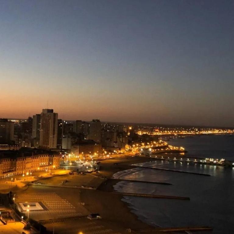 Charming Mar del Plata Apartment with BBQ and Hot Tub - Apartamento - 11