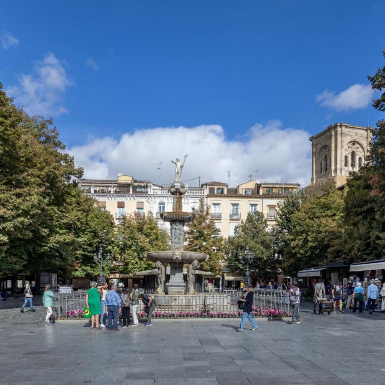 Apartamento de lujo junto a la Catedral - Three-Bedroom Apartment - 9