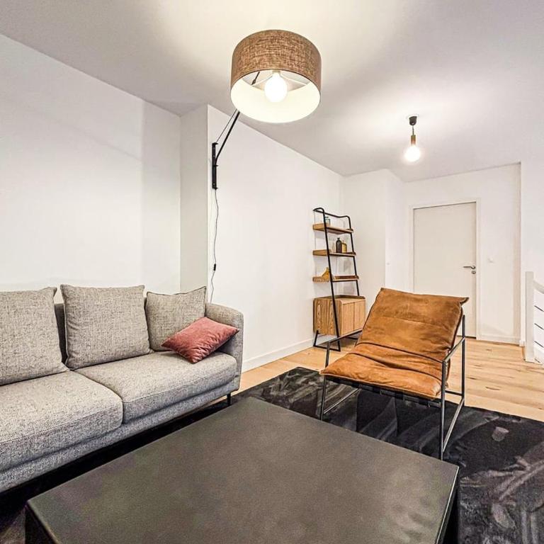 Berlioz, Haut standing, central, 2 parkings - Three-Bedroom Apartment - 13