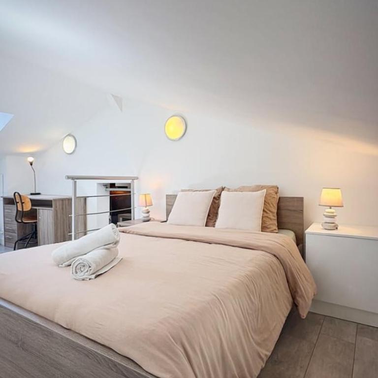 Vieljeux, atypique, central, 5 min du port - Apartment - 2