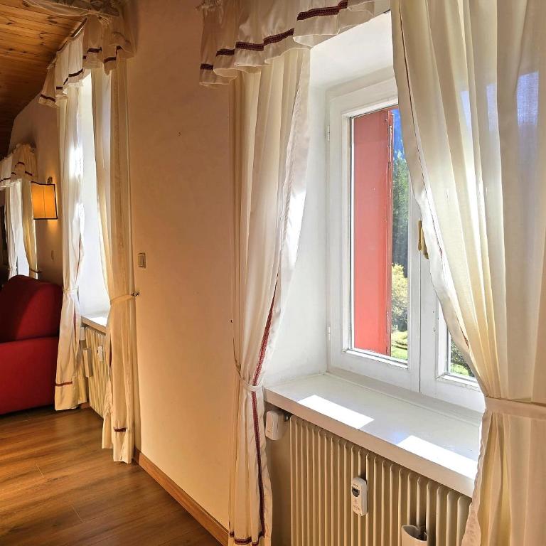 Aparthotel Carbonin - Appartamento con Vista sul Parco - 2
