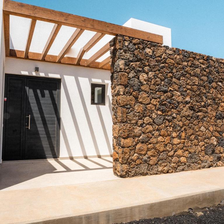 Casa Horizon Heated Pool Villa with Volcano Sunset Views, Lajares - Villa - 32