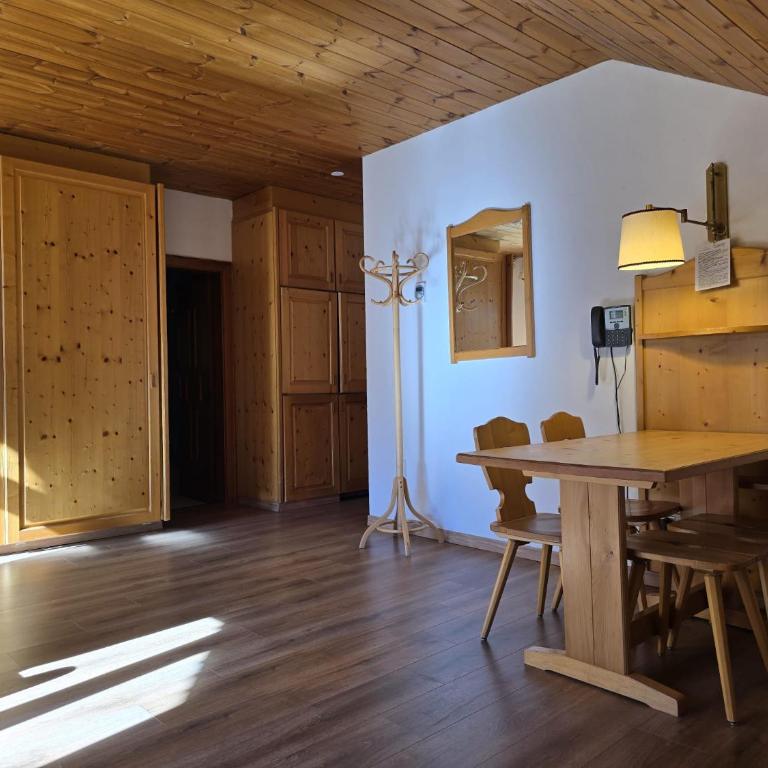 Aparthotel Carbonin - Appartamento con Vista sul Parco - 1