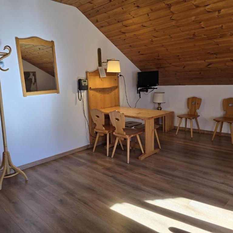 Aparthotel Carbonin - Appartamento con Vista sul Parco - 6