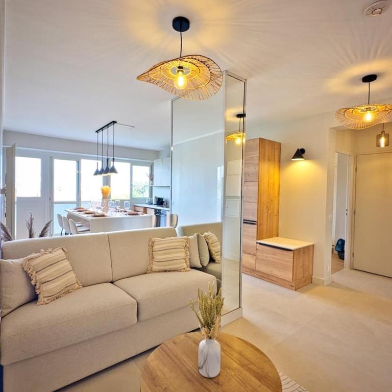 Escapade Rochelaise , 10 min de la mer & parking - Appartamento - 7