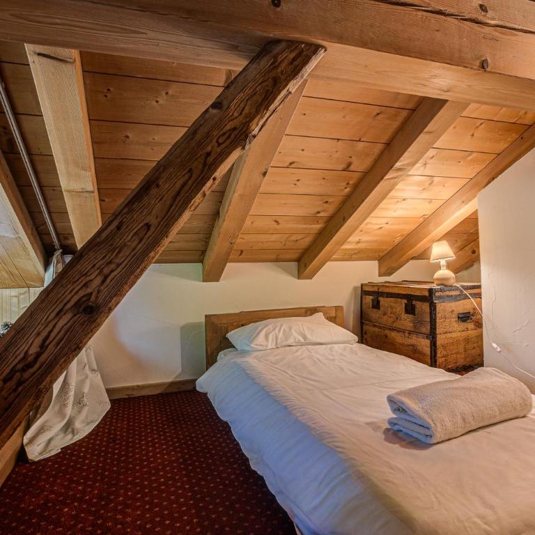 Chalet Pele - Alpes Agency - Central Chamonix - Sleeps 11 - Chalet - 22