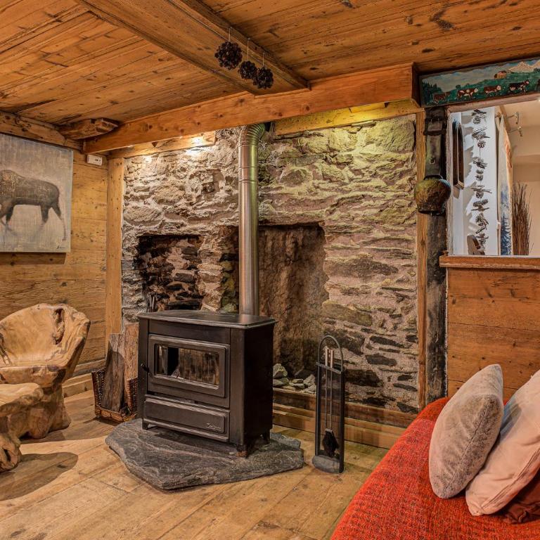 Chalet Pele - Alpes Agency - Central Chamonix - Sleeps 11 - Chalet - 52