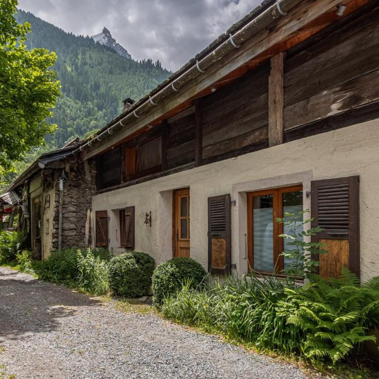 Chalet Pele - Alpes Agency - Central Chamonix - Sleeps 11 - Chalet - 56