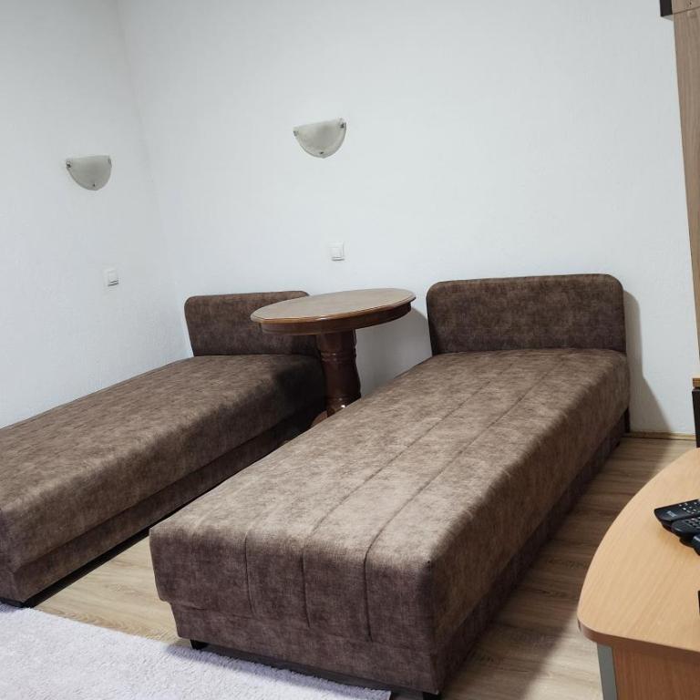 Kopaonik Apartman Aleksandar - Economy Quadruple Room - 5