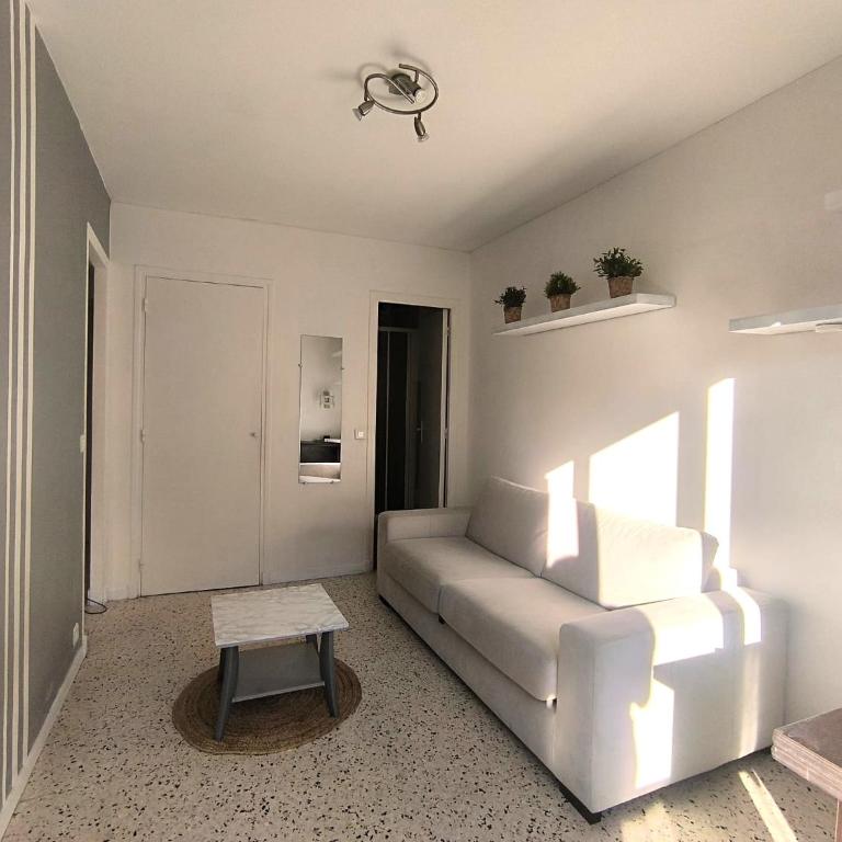 F1 - 8MIN DE LA PLAGE - 5MIN TRAMWAY - Appartamento con 1 Camera da Letto - 3