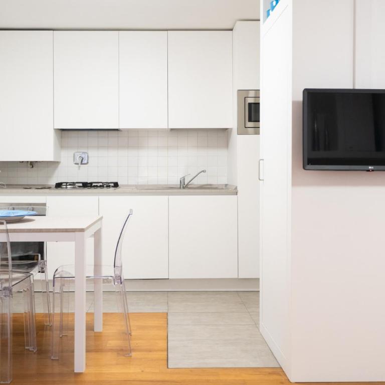 Corte sul Po – Appartamento con 2 camere | Centro Torino | Balcone romantico - Appartamento con 2 Camere da Letto e Balcone - 5