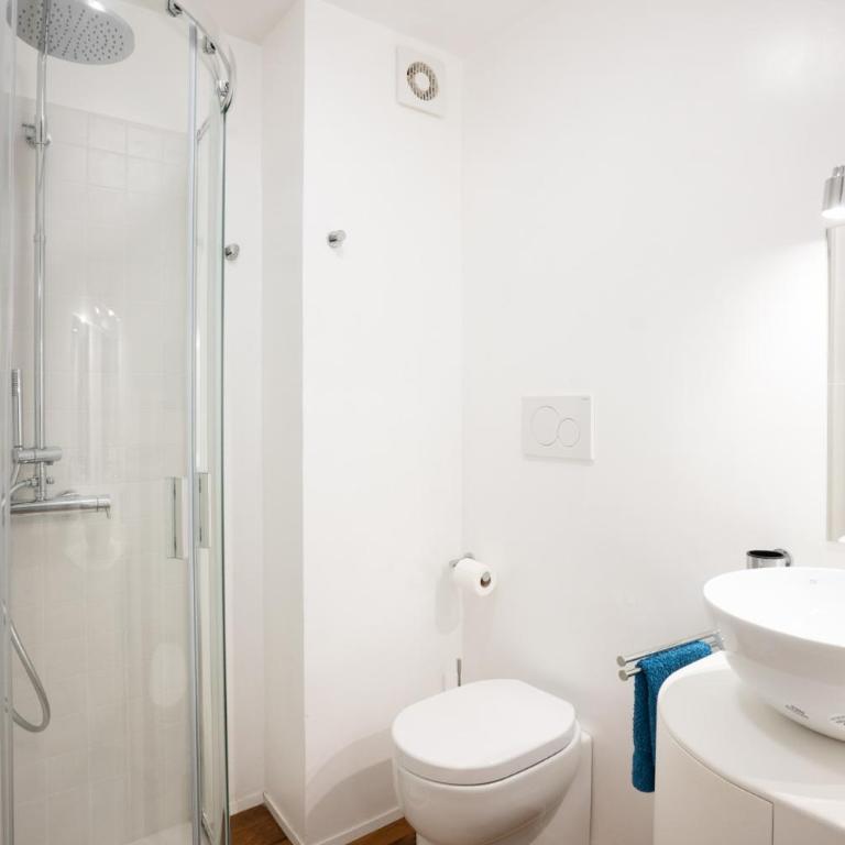 Corte sul Po – Appartamento con 2 camere | Centro Torino | Balcone romantico - Appartamento con 2 Camere da Letto e Balcone - 32