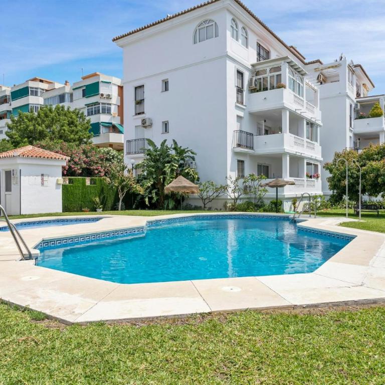 Piscina y vistas espectaculares en Torremolinos - Apartamento de 2 dormitorios - 18