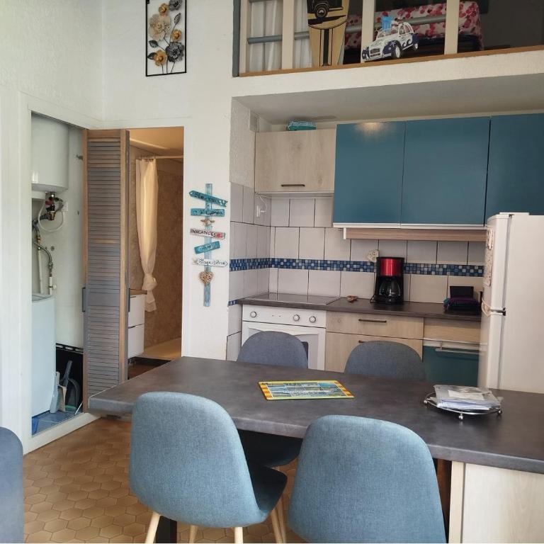 T2 mezzanine climatisé idéalement situé - 4 couchages - 4CASEL8 - Apartment with Terrace - 14