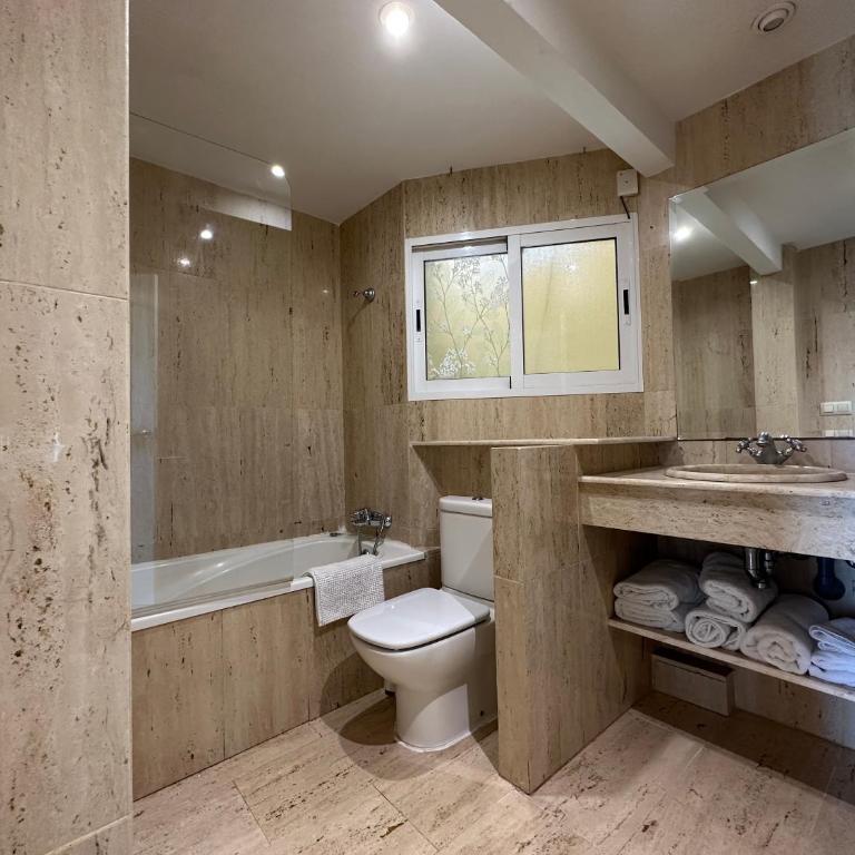 Primera Linea Playa de LEVANTE Iberia - Three-Bedroom Apartment - 10
