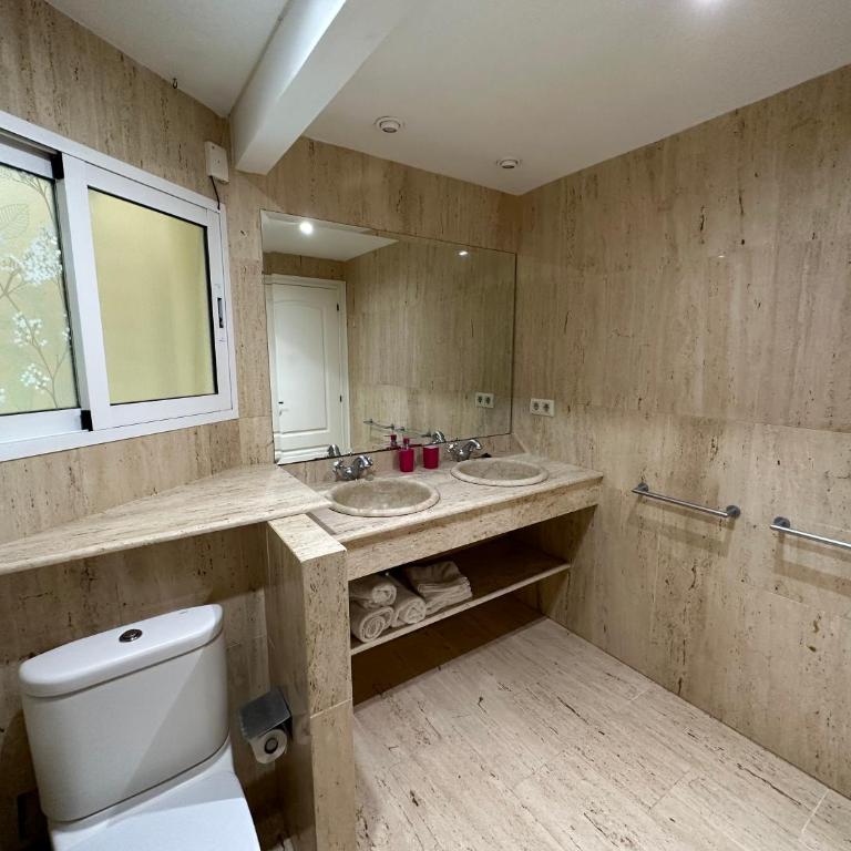 Primera Linea Playa de LEVANTE Iberia - Three-Bedroom Apartment - 11
