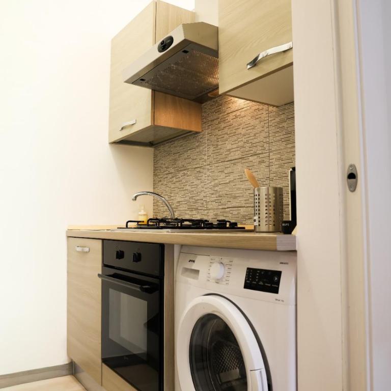 Casa Indipendente Via Belvedere 101 Napoli - Vomero - One-Bedroom Apartment - 25