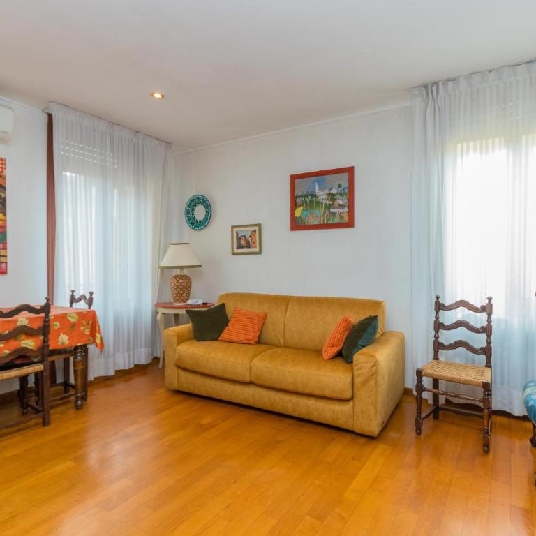 GuestHost -Sunny Dorsoduro Apartment - Two-Bedroom Apartment - 2