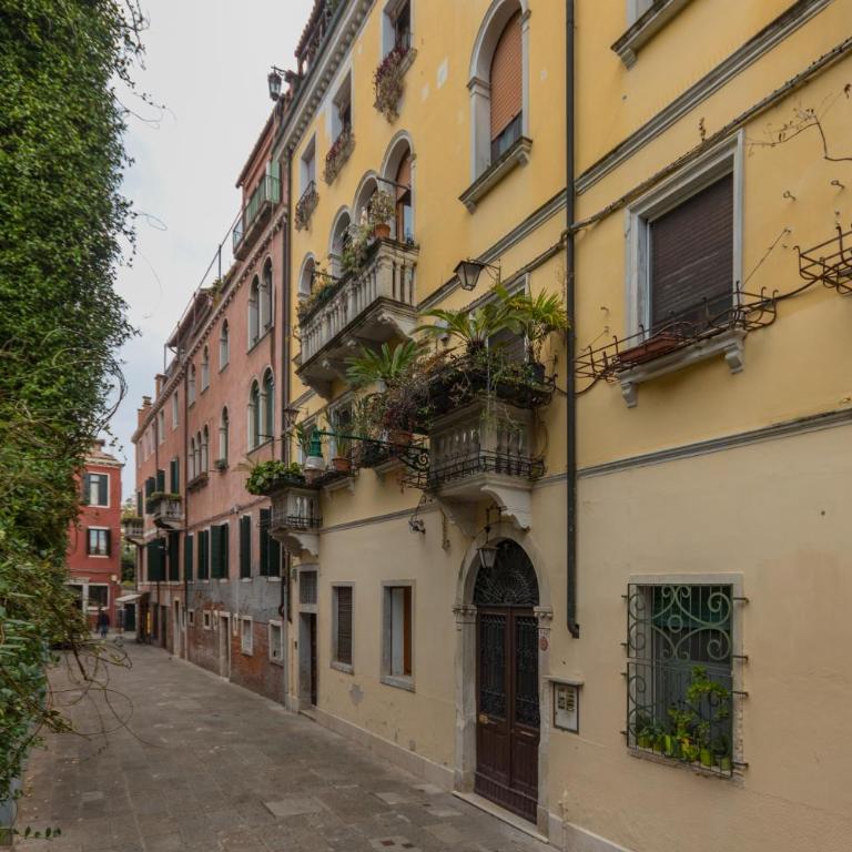 GuestHost -Sunny Dorsoduro Apartment - Two-Bedroom Apartment - 23