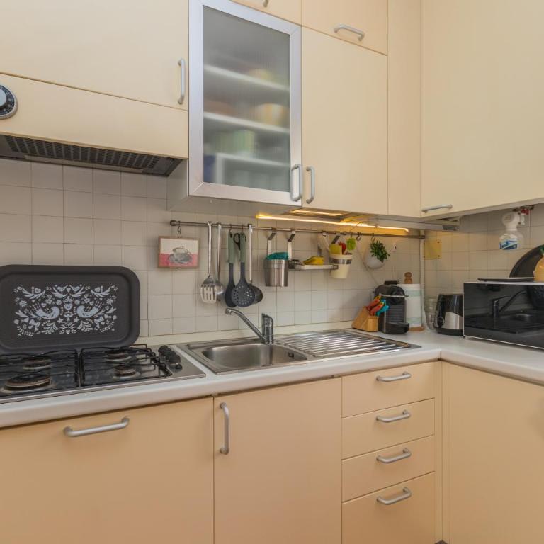 GuestHost -Sunny Dorsoduro Apartment - Two-Bedroom Apartment - 8