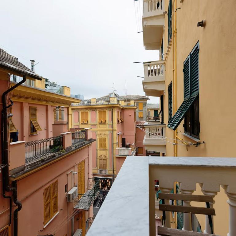 Lucia appartamento uso esclusivo - Aeroporto Genova Sestri Ponente - Two-Bedroom Apartment - 17