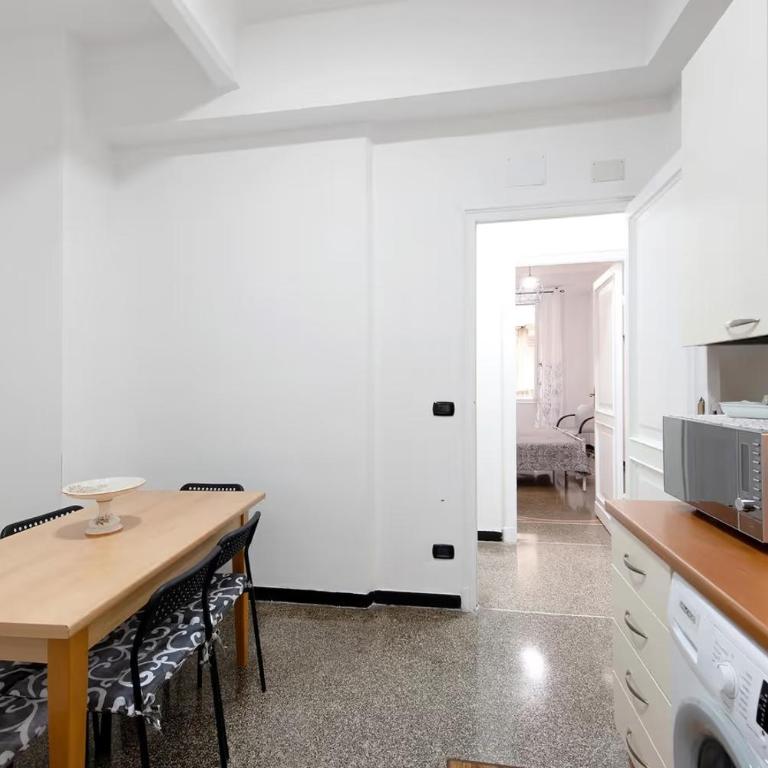 Benny appartamento 3 CAMERE DA LETTO ad uso ESCLUSIVO Genova Aeroporto - Appartamento con 3 Camere da Letto - 10