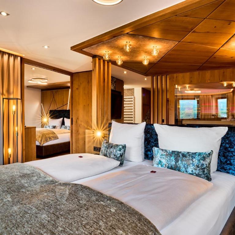 Kristall- & Vitalhotel Bergknappenhof - Junior Suite mit Balkon - 1