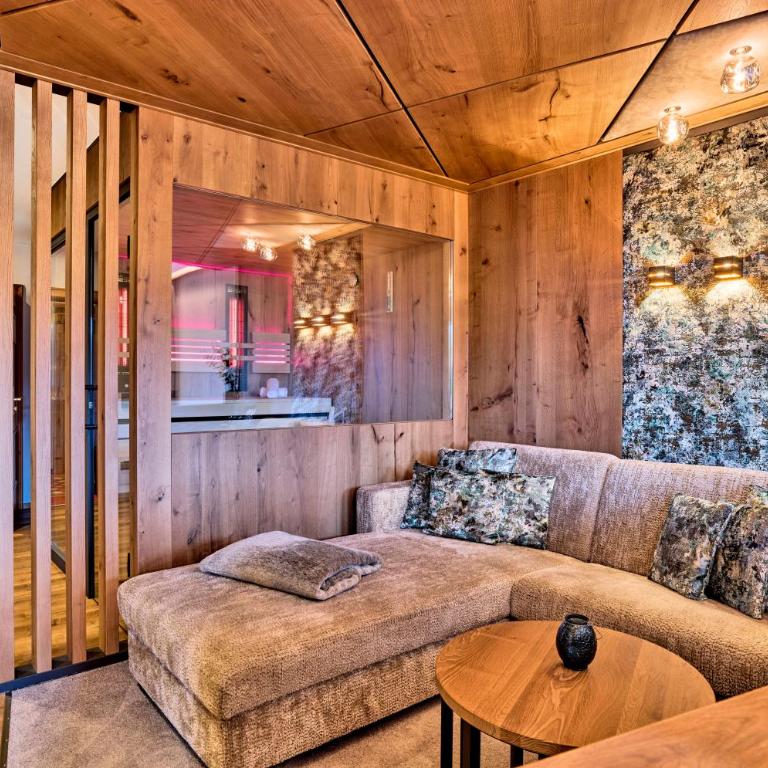 Kristall- & Vitalhotel Bergknappenhof - Junior Suite mit Balkon - 6