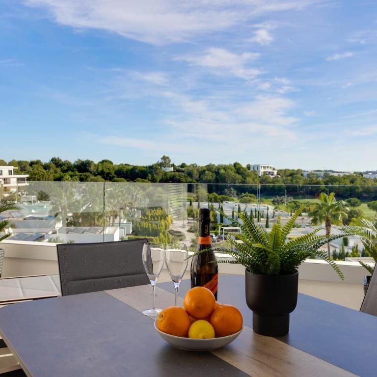 Precioso piso con piscina climatizada,las Colinas - Apartamento de 2 dormitorios - 5