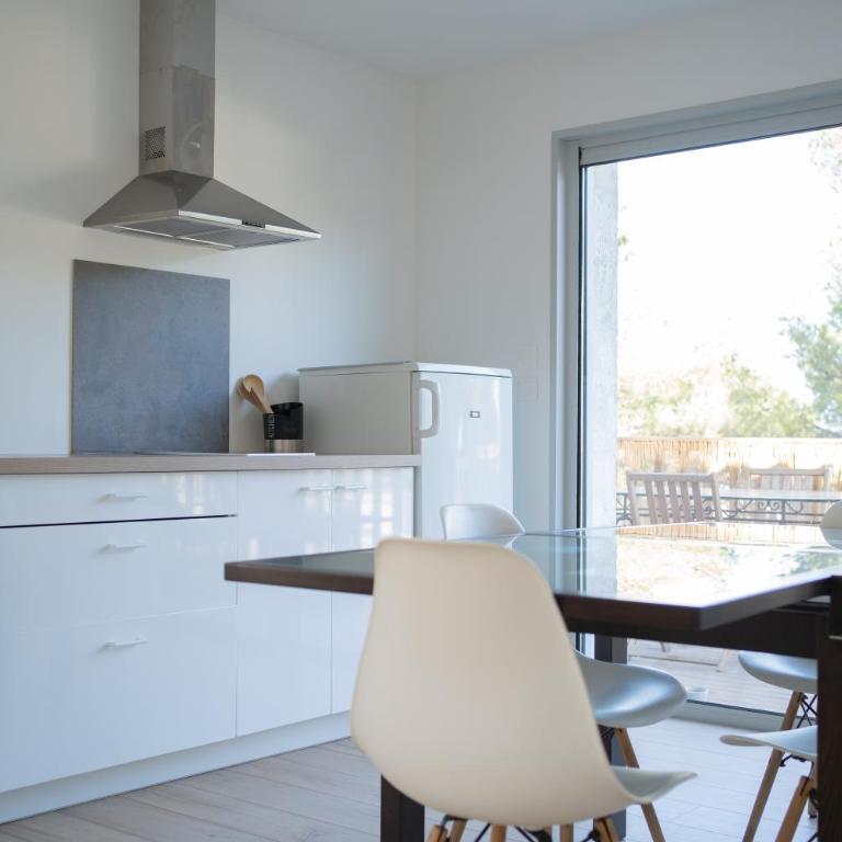 Appartement vue panoramique ,au Mont St Clair - Apartment mit 1 Schlafzimmer - 22