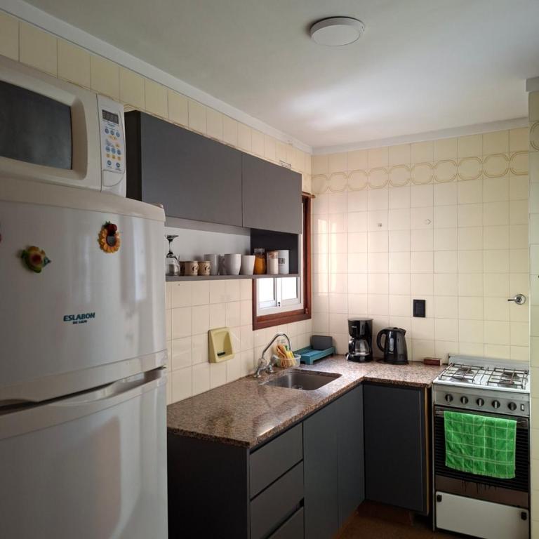 Depto frente a la playa - Apartamento de 1 dormitorio - 2