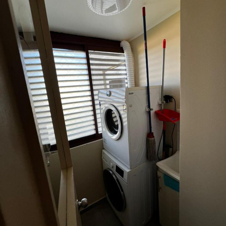 Confortable y comodo departamento en 1 er piso - Two-Bedroom Apartment - 5