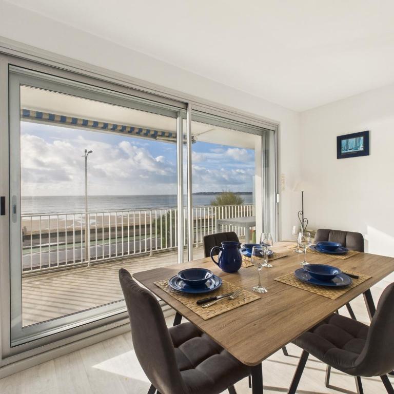 Échappée à 4 - Superbe vue mer - 30m de la plage - Appartement - 9