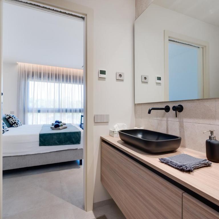 Precioso piso con piscina climatizada,las Colinas - Apartamento de 2 dormitorios - 13