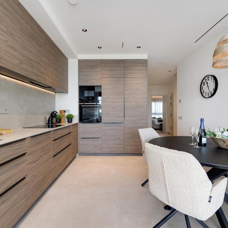 Precioso piso con piscina climatizada,las Colinas - Apartamento de 2 dormitorios - 20