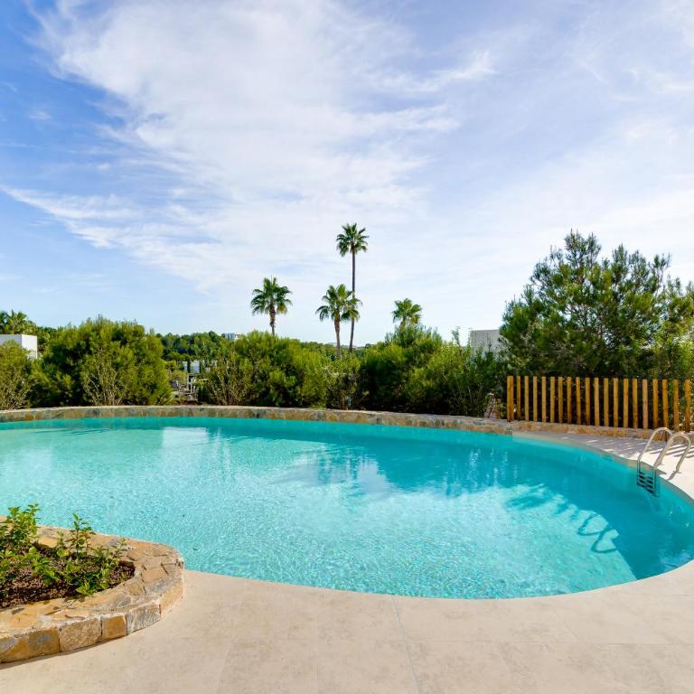 Precioso piso con piscina climatizada,las Colinas - Apartamento de 2 dormitorios - 26