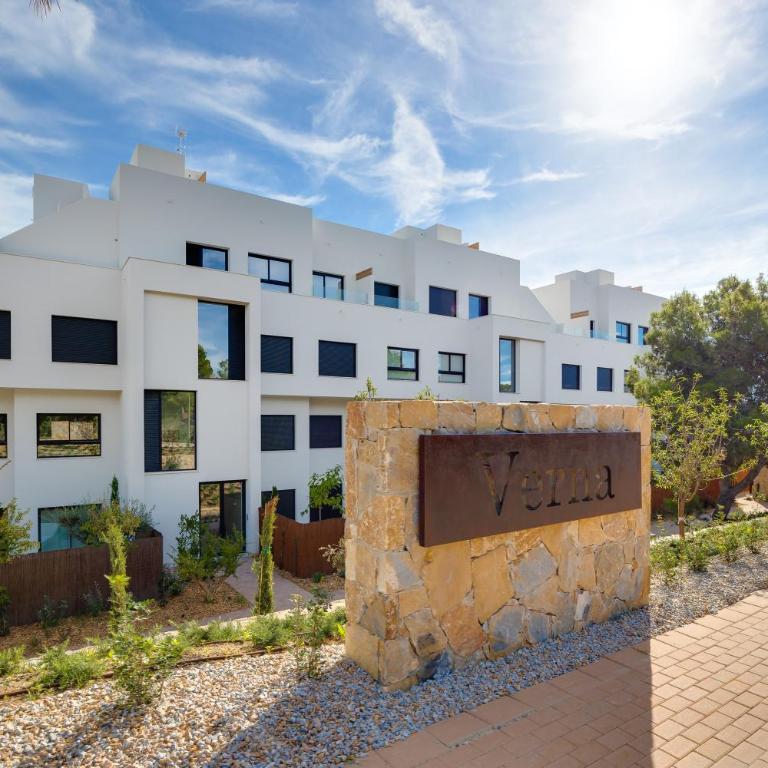 Precioso piso con piscina climatizada,las Colinas - Apartamento de 2 dormitorios - 35