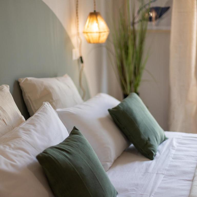 Dafne Rooms a relaxing piece of paradise - One-Bedroom Apartment - 8