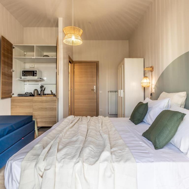 Dafne Rooms a relaxing piece of paradise - One-Bedroom Apartment - 14