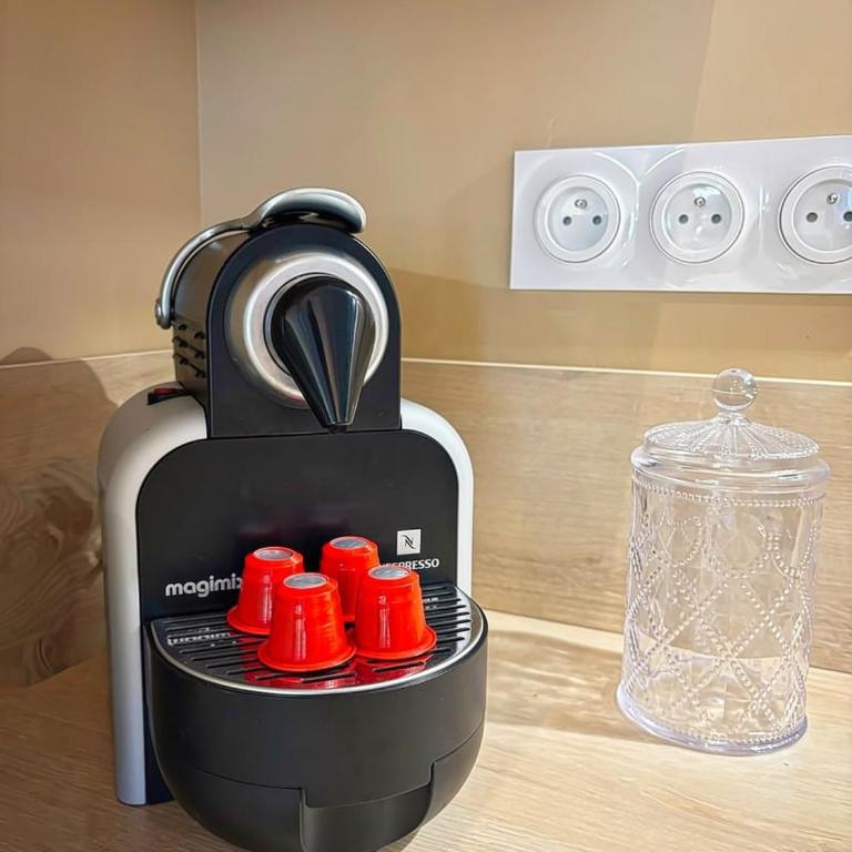 Joli Perot, Confortable, centre, 5 min du port - Apartamento - 11