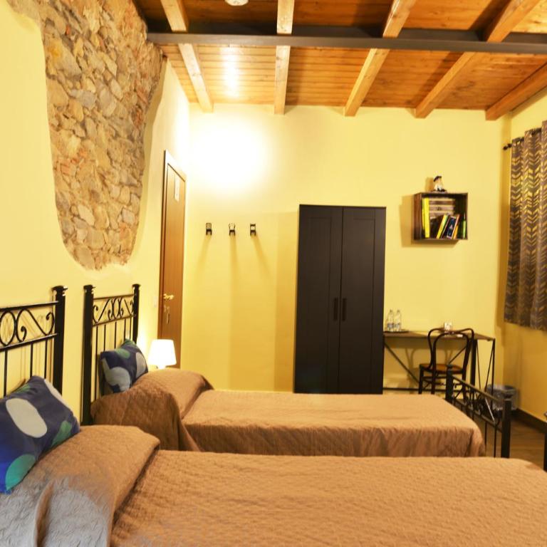 VILLA GIOVANNA - Guest House Lucca - Camera Doppia con Letti Singoli con Bagno Privato - 1