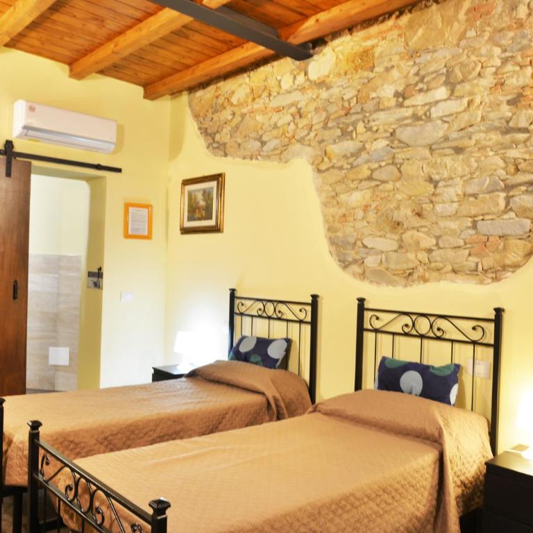 VILLA GIOVANNA - Guest House Lucca - Camera Doppia con Letti Singoli con Bagno Privato - 2