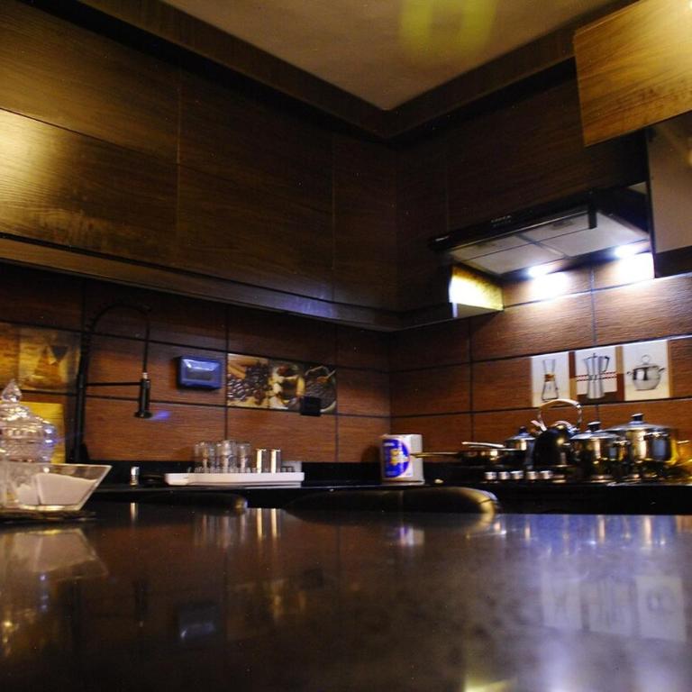 Amplio Departamento con Jacuzzi en el centro de Quito - Apartamento de 3 dormitorios - 5