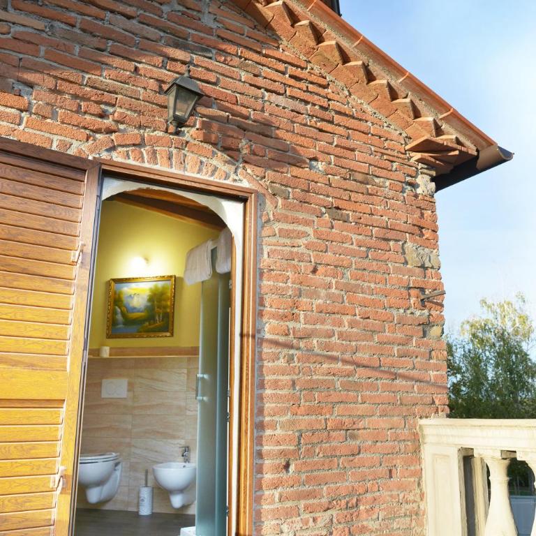 VILLA GIOVANNA - Guest House Lucca - Camera Doppia con Letti Singoli con Bagno Privato - 5
